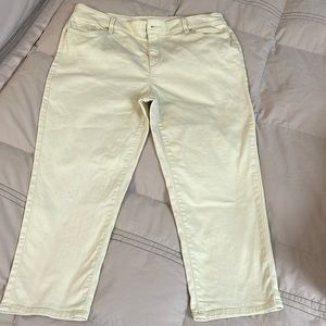 Chico’s Crop pant